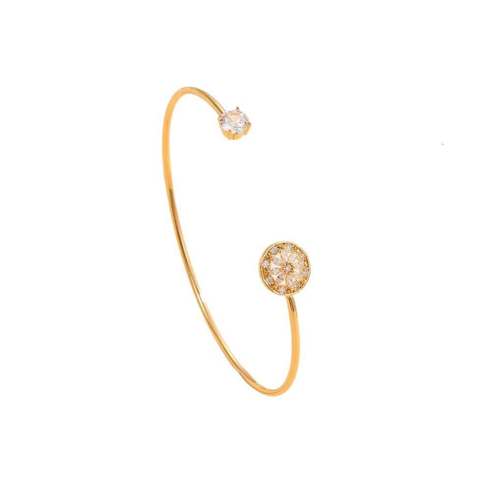 Personalized Simple Style Round Copper Inlaid Zircon Adjustable Open Bracelet