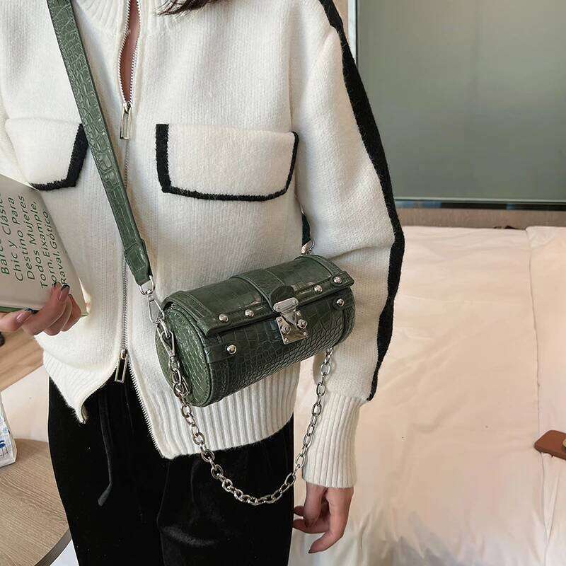 Brand Retro Cylindrical Crocodile Print Shoulder Bags for Women Chain Crossbody Bag Designer Lock Handbags and Purses Female