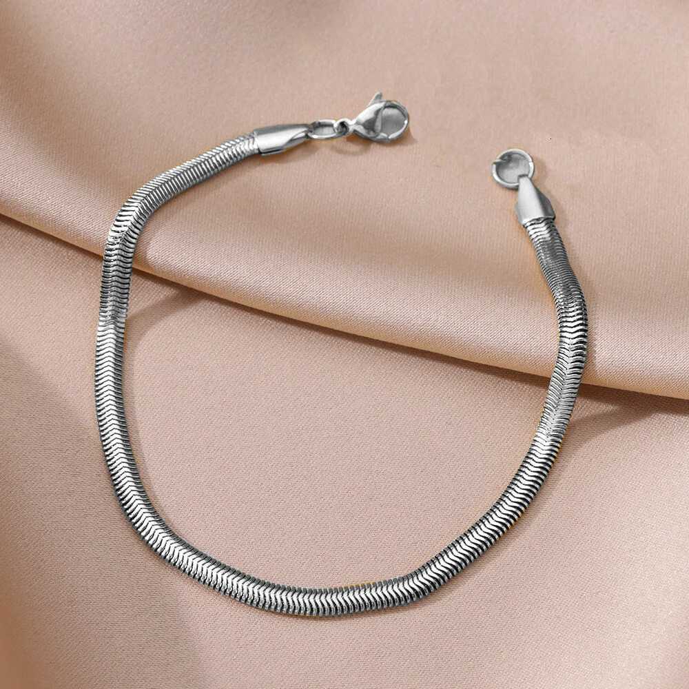 5MM Flat Snake Chain Bracelet for Women and Men Silver Plated 316L Stainless Steel Fashion Classic Charm Bracelets Jewelry W250807