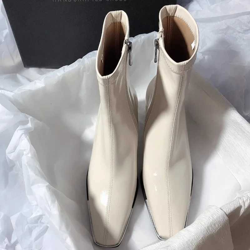 Autumn and Winter Elegant Square Head Thick Heel Side Zipper Solid Color Stitching Black High Heel Fi Boots for WomenXJ250807