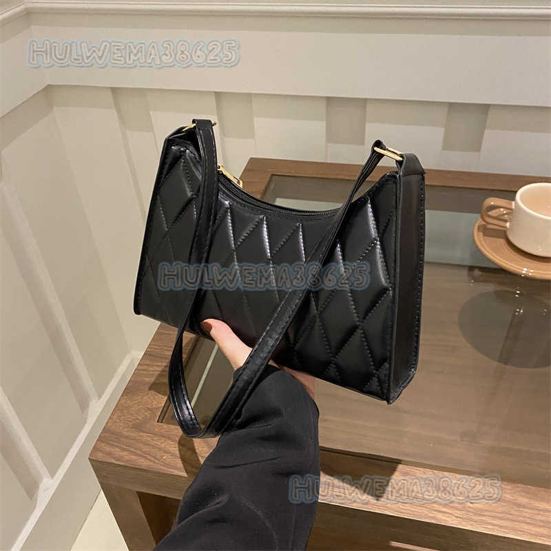 Womens Elegant Simple Quilted Embroidery Niche Underarm Bag 2024 Spring Summer High-end Single Shoulder Bag Style Small Square Bag H250806