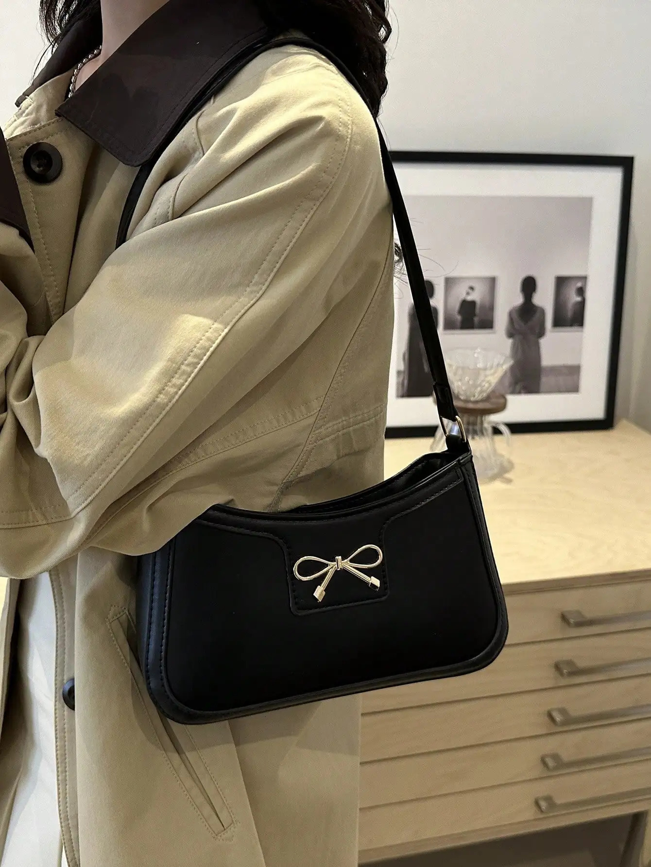 Women Handbag AutumnWinter Commuting Shoulder Under-Arm Bag Korean Fashion Crossbody Bag with Bow Decoration 250807