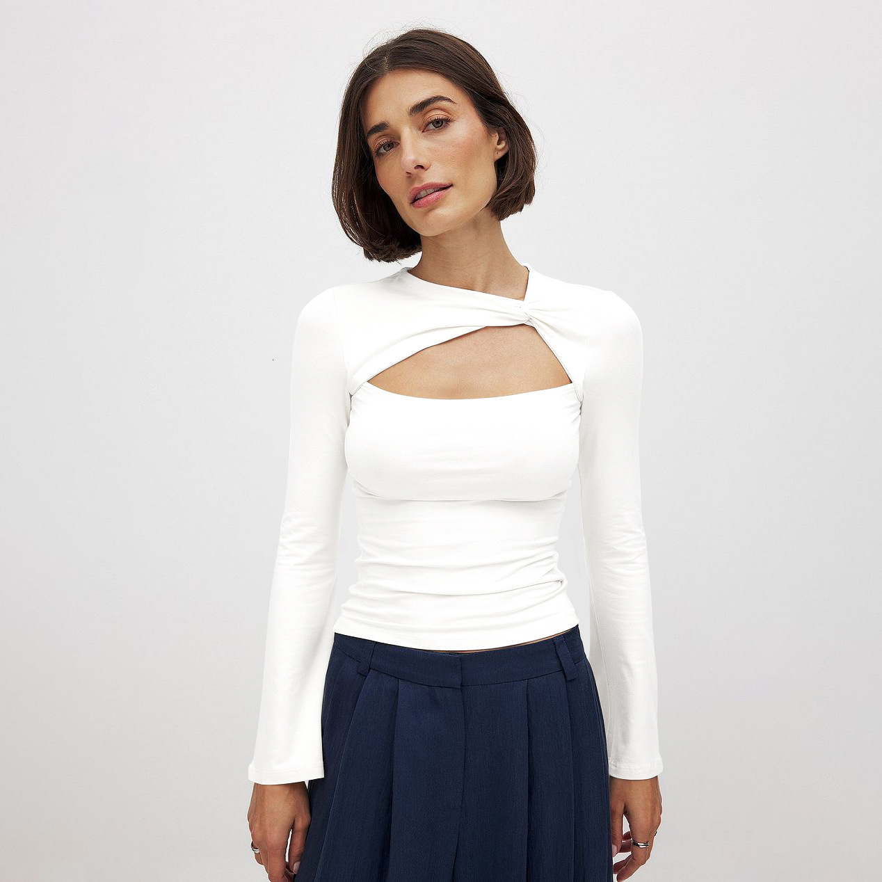 Hot-Selling Autumn Y2K Spicy Girl Collarbone Hollow Twist Long-Sleeve T-Shirt Pure Desire Style Slim Niche Top