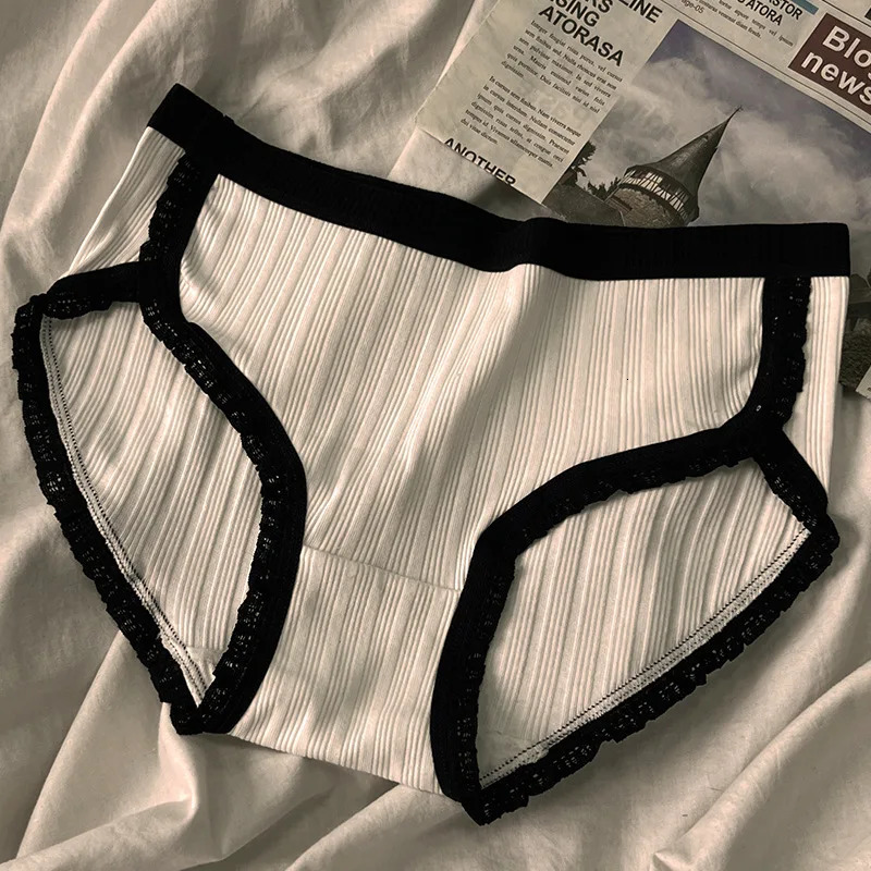 3PcsSet Cotton Panties MidWaist Womens Underwear Female Breathable Underpants Girls Solid Color Briefs Short Sexy Lingerie 250807