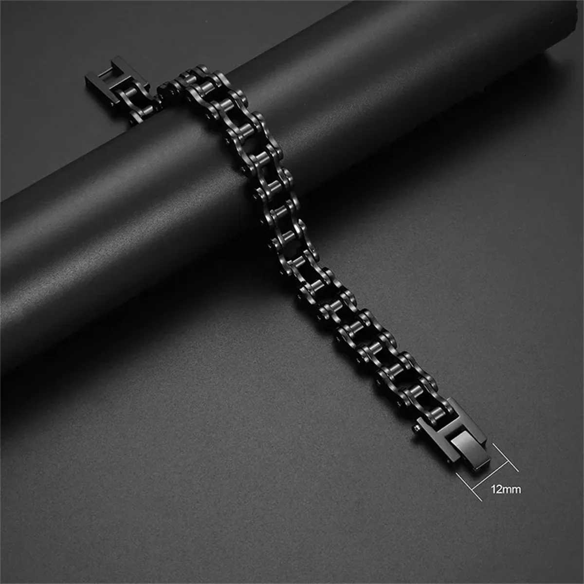 1pc New Cool Punk Motorcycle Bracelet for Men Women Stylish Vintage Stainless Steel Versatile Buckle Bracelet W250807