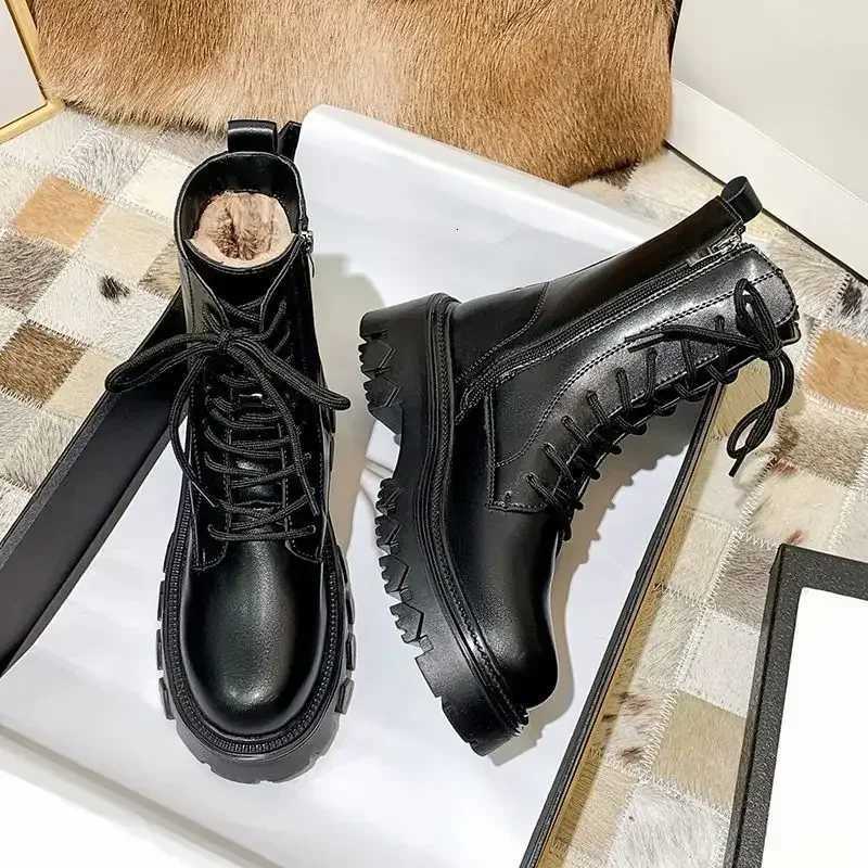 2024 New Waterproof Womens Snow Boots Female Thickened Snow Padded Women Boots Platform Heels Ankle Boots XJ250807