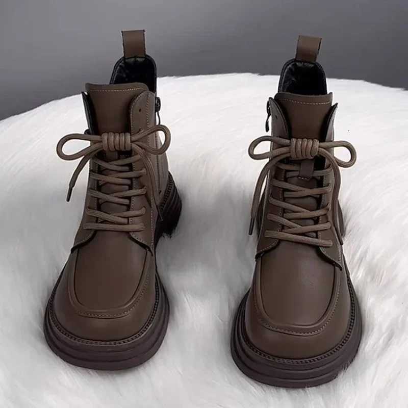 2025 Winter Womens Boots Plush New Platform Warm Short Boots Flat Bottom Comfortable Outdoor Lace Up Ankle Boots Fi Shoes XJ250807