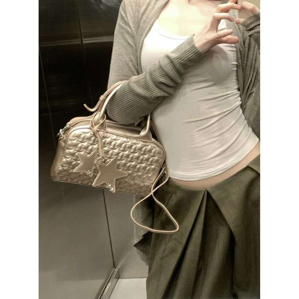 Designer Bag Tote bag Shoulder Bag Designer Tote Niche Design Quilted Handbag For Women New High End Bowling Single Crossbody Commuter