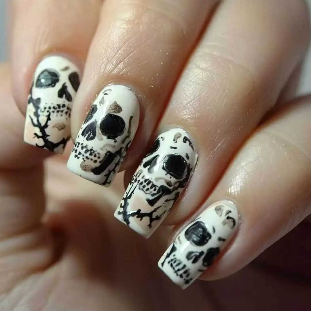 24PCS Dark Skull Patterns False Nails with Glue Halloween Simple Medium Square Fake Nails Acrylic Wearable Manicure Gel Nail Tips M250807