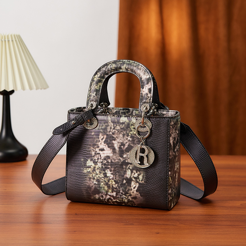 F designer free shipping High quality casual Serpentine lady bag simple fashion versatile classic vintage handbag for woman
