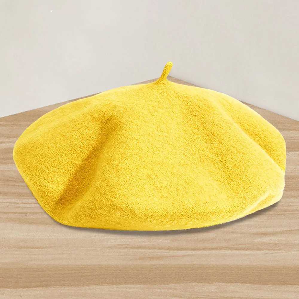 Womens chic retro style beret classic French style breathable elastic knit perfect for autumn and winter fashion. XJ250807