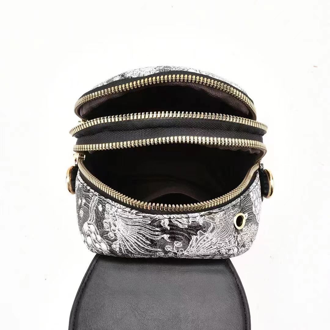 Foreign Trade Small Bag Single Designer Bag Shoulder Bag For Women Summer High-end Feel Luxury Bag Phone Bag Fashion Mini Crossbody Bag Niche High-end
