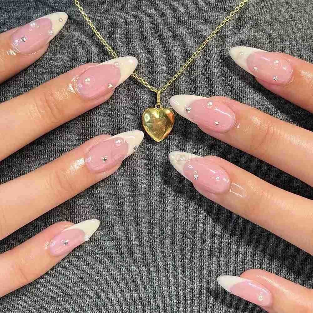 24Pcs Detachable Almond False Nails with Pearl Decoration Elegant Designs French Fake Nails Full Nail Art Tips Press On Nails M250807