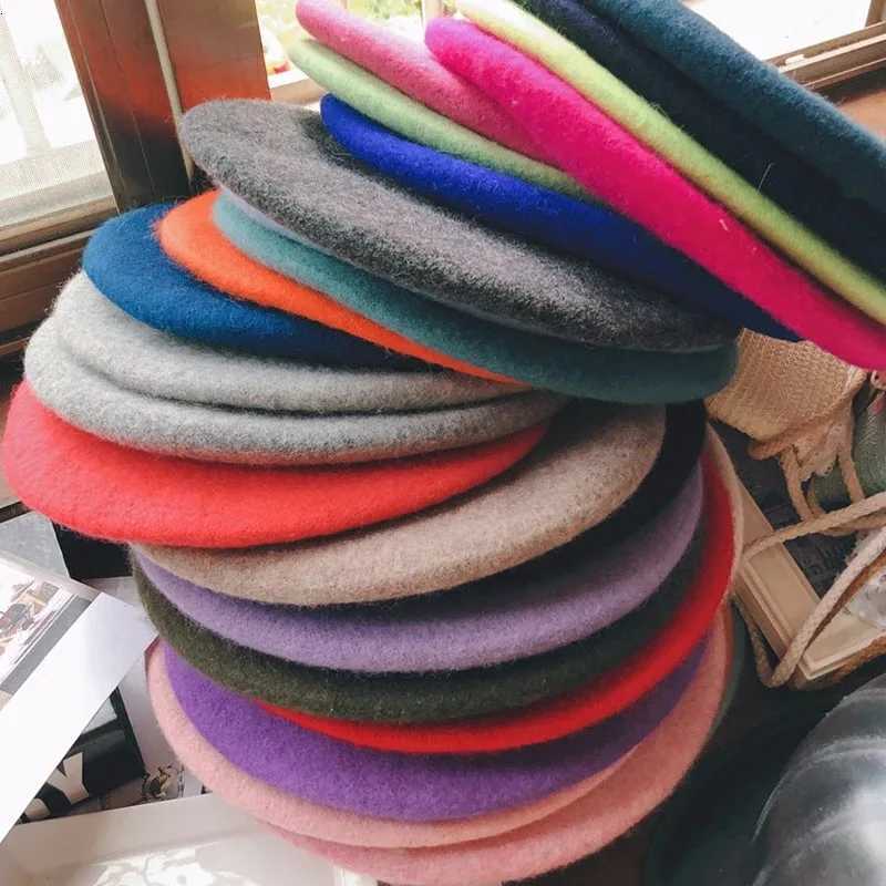 100% Wool Berets Autumn and Winter Headl Cs Can Color Berets Elegant Womens Autumn and Winter Cs Wholesale XJ250807