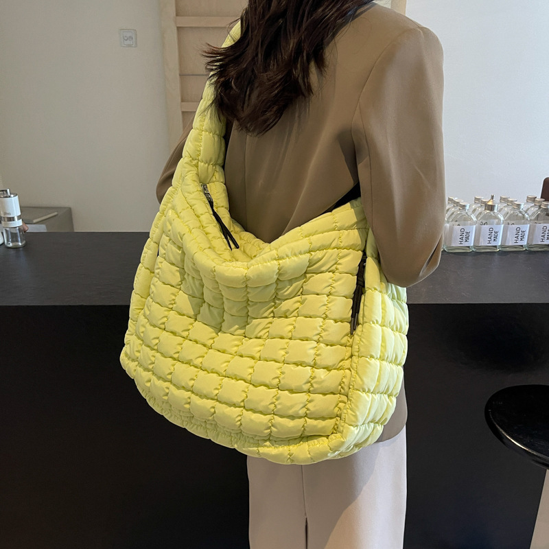 Winter New Fitness Yoga Fashion Large Capacity Single Shoulder Women's Bag