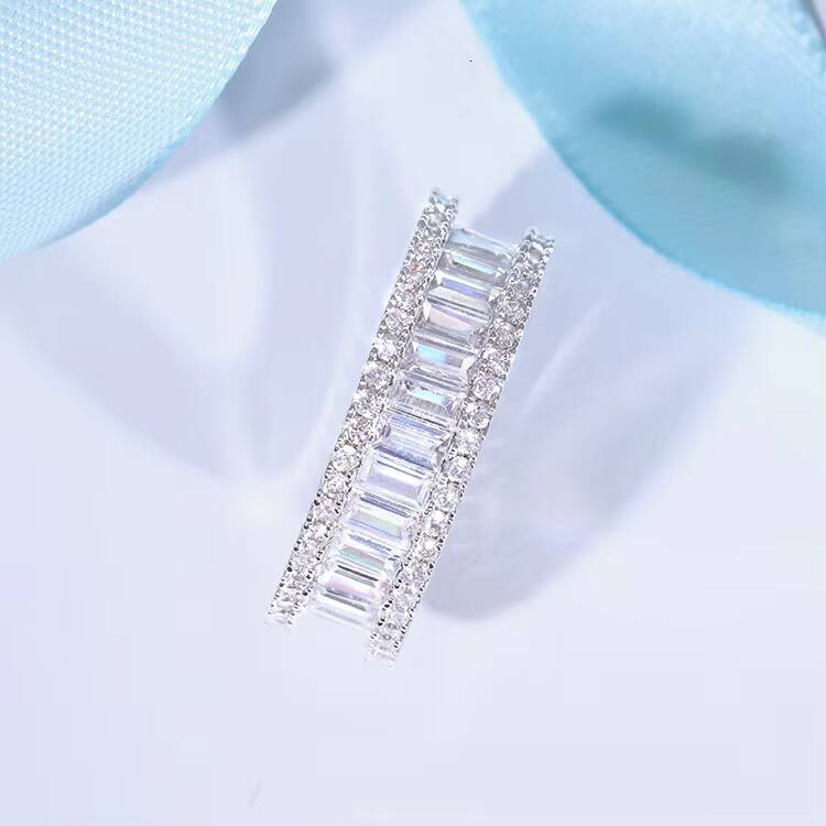 Fine Jewelry Hip Hop Ring 925 Sterling Silver VVS Moissanite Baguette Diamond Ring Hip Hop Jewelry for Man and Women