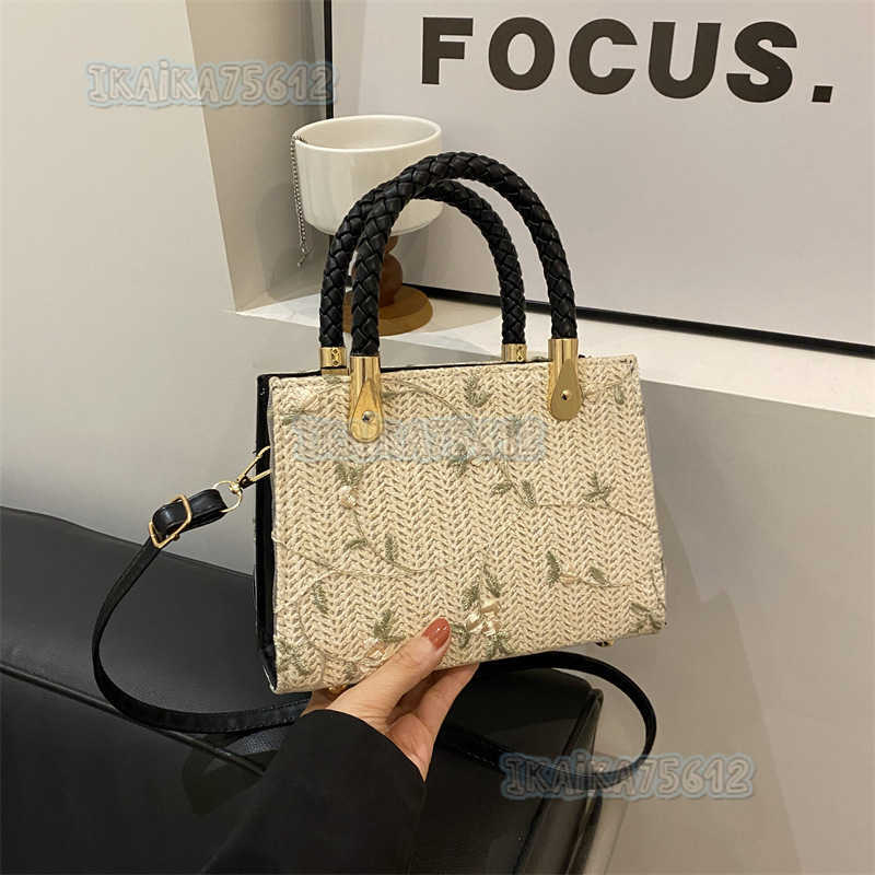 Straw Woven Handbag for Women 2024 New Seaside Woven Handbag Niche Popular Crossbody Bag Versatile Small Square Bag H250806