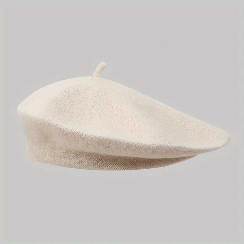 Mens and Womens Vintage Wool Beret Womens Fall and Winter Beret Model Womens Round Top Painters Hat Beret XJ250807