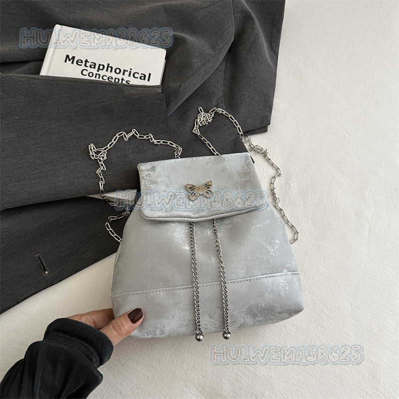 Butterfly Knot Womens Bag 2024 New Solid Color Simple Elegant Chain Fashion Niche Design Versatile Backpack H250806
