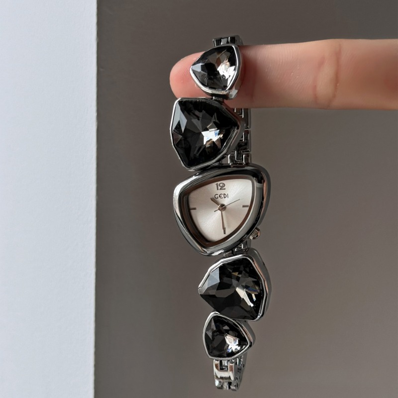 Fashionable Women's Wristwatch with Distinctive Irregular Layout & Bold Colors