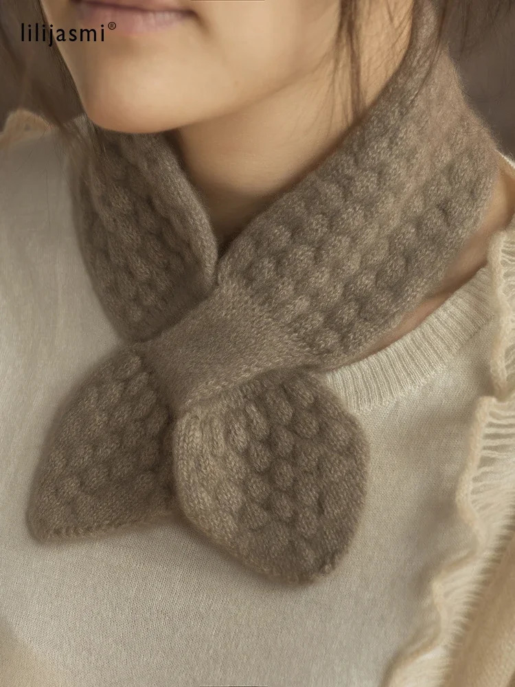 Women 100% Pure Cashmere Knitted Small Bowknot Scarf Neckerchief Moss Stitch Soft Neck Warmer Ring Collar Female Boutique Acc 250806