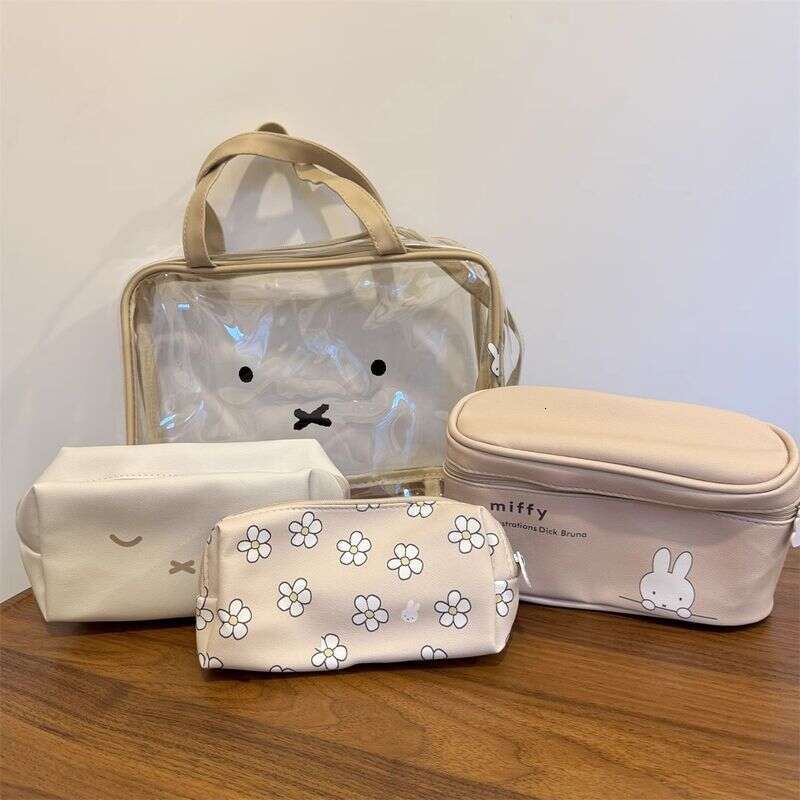Rabbit Make-Up Four-Piece Travel Handheld Storage Toilet Classification Bag
