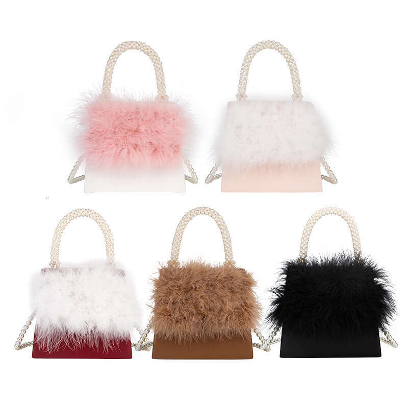 Crowdsourced Design Plush 2024 New Cross body Women's High Grade One Shoulder Handheld Simple Small Square Bag