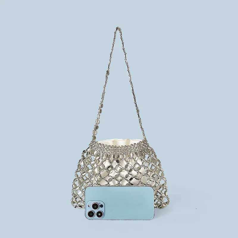 New handheld niche design silver handmade bead woven handbag essential for summer shoulder bag Z250807