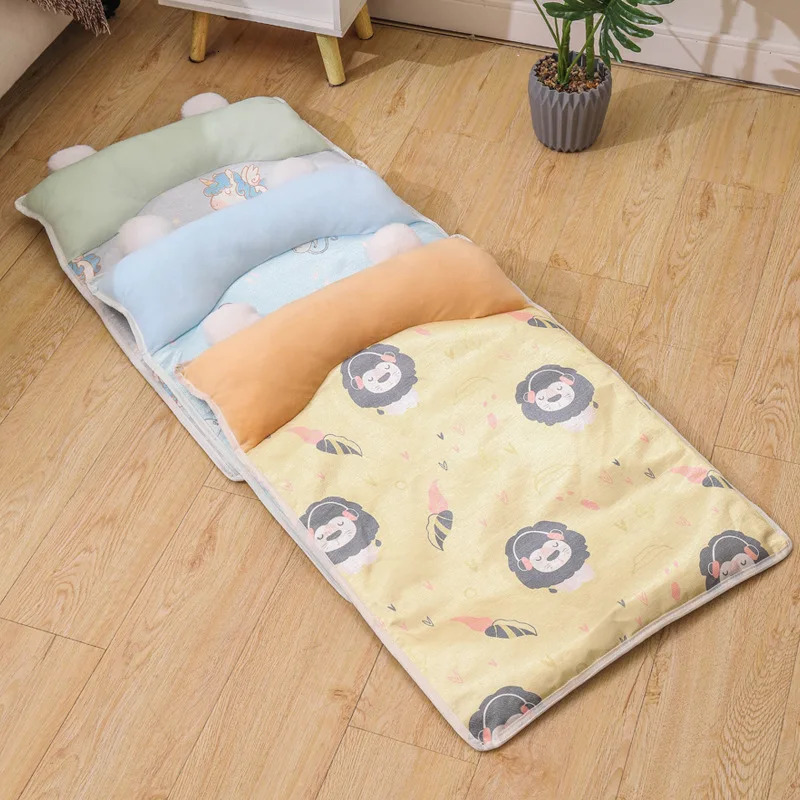 Cute Mat For Cats And Dogs Summer Pet Cool Mat Big Size Washable Ice Silk Cooler Mat Cool Blanket For Pet Cat 250804