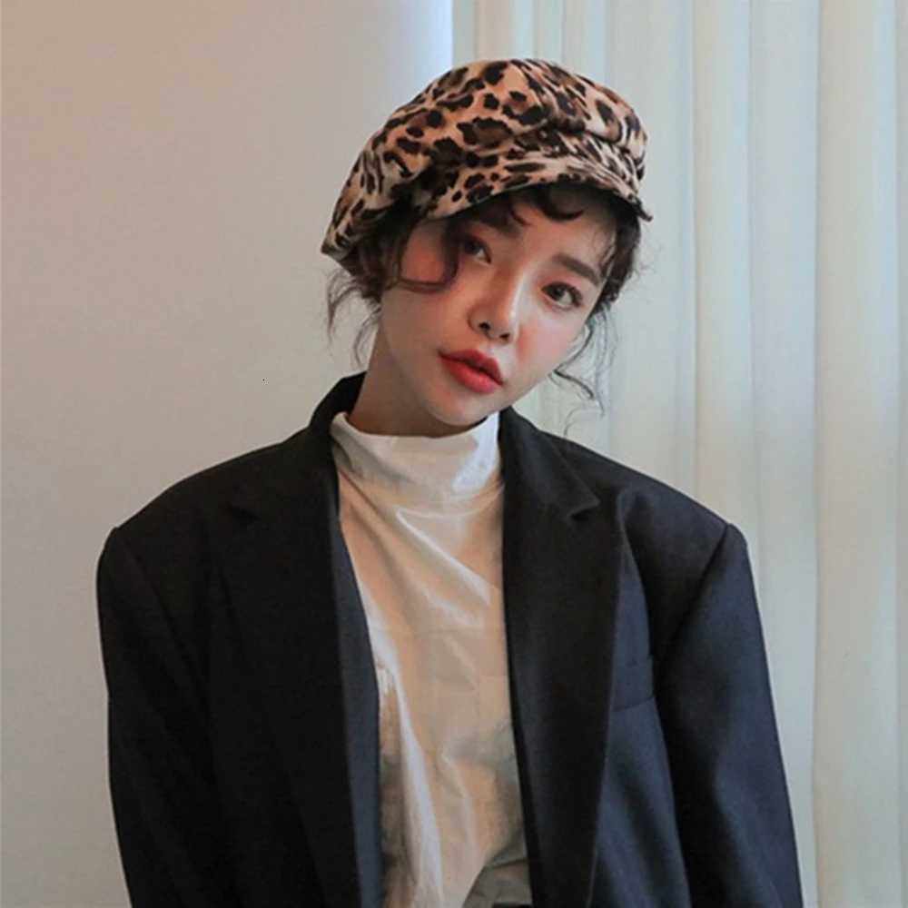 Women Leopard Print Beret Hat Winter Warm Painter C Retro British Style Octagonal Navy Hat Outdoor Newsboy C XJ250807