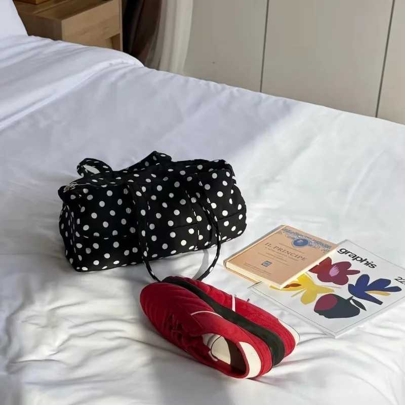 Black White Polka Dot Large Capacity Shoulder Bag Women 2025 New Korean Cute Style Underarm Bag Casual Versatile Travel Handbag Z250807