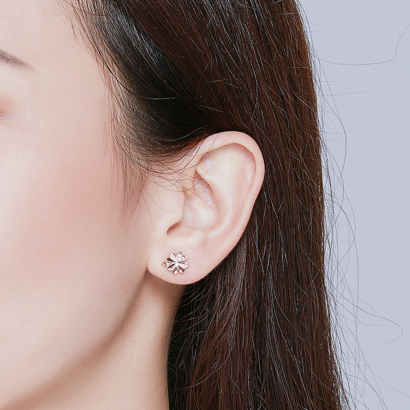 Bamoer Original Four-leaf Clover Stud Earrings S925 Sterling Silver Rose Gold Plated Earrings Plant Personality Fashionable Silver Earrings