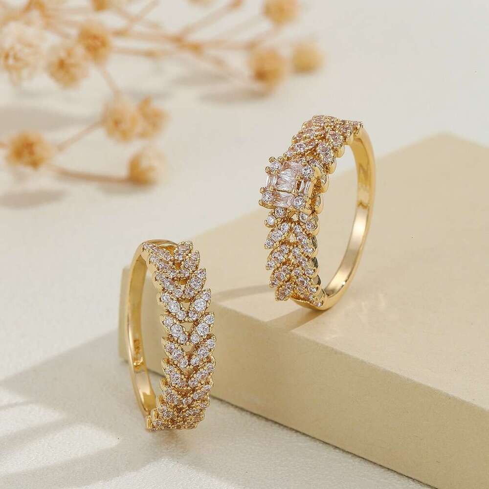 Hot-Selling Light Luxury Simple Copper Inlaid Zircon Valentine's Day Gift Rice Spike Couple Set Ring
