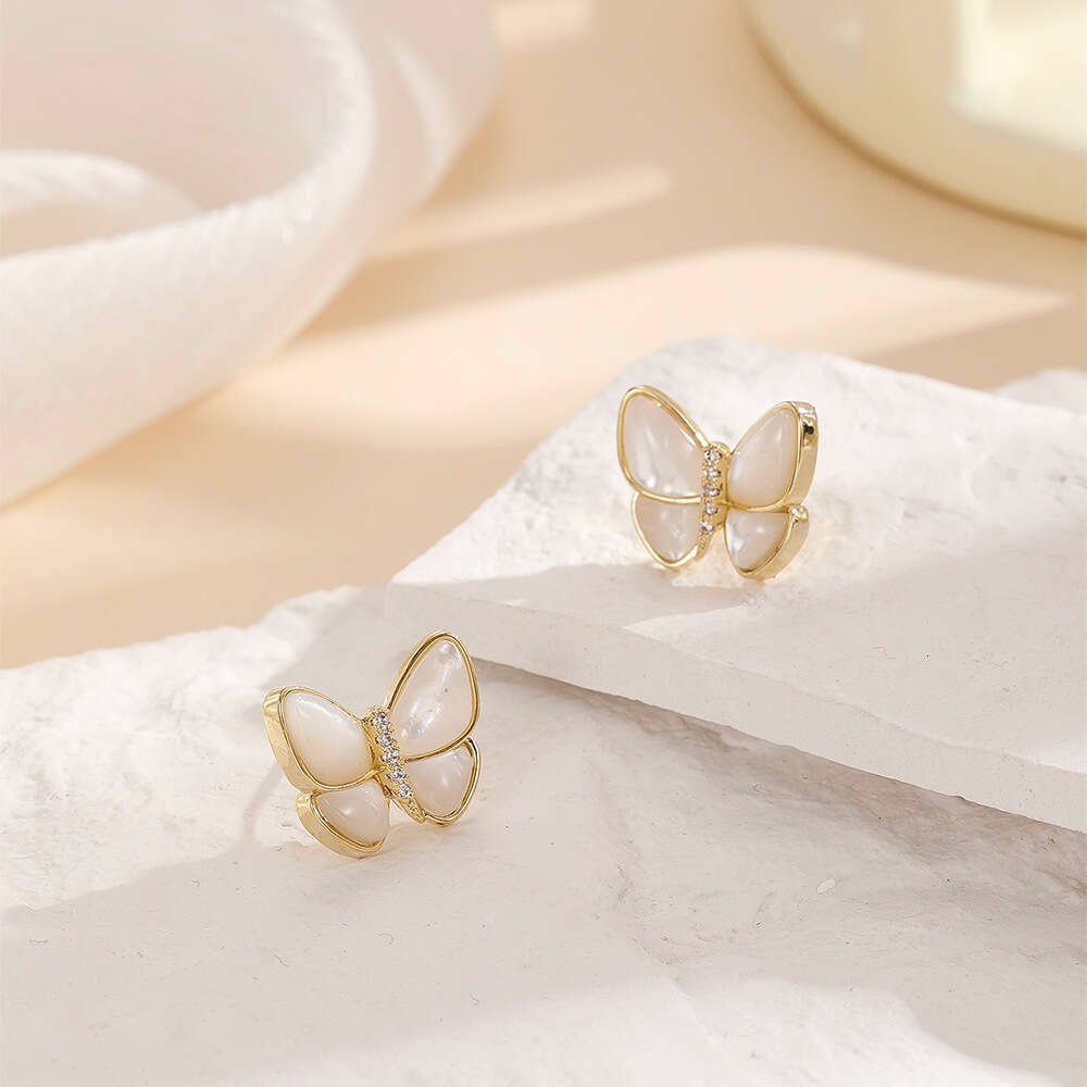 Mother-of-Pearl Butterfly 2022 New Niche Design Versatile Simple High-End Internet Celebrity Earrings