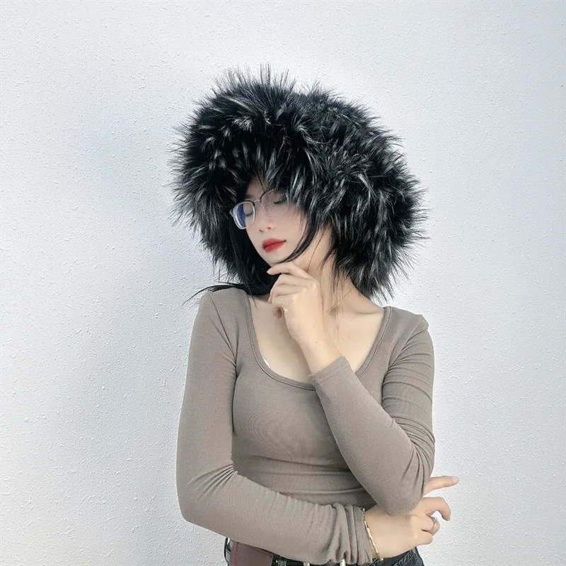 Winter Women Faux Fur Bucket Hat Warm Raccoon Fur Hat Oversize Outdoor Punk Hat Girl Fashion Long Fur Bucket Hat Furry Cute Cap 250806