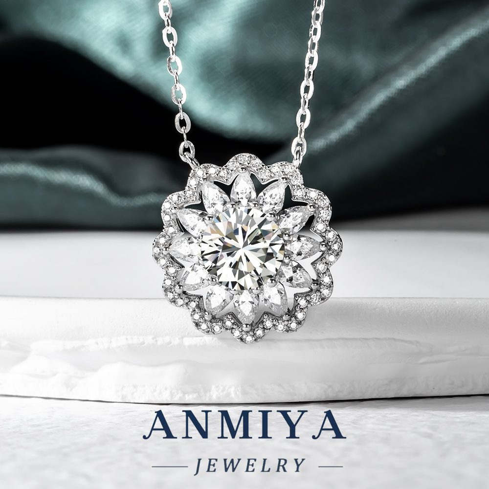 Ethically Sourced Moissanite 925 Silver Necklace - Conflict-Free Silver Jewelry for Eco-Conscious Shoppers