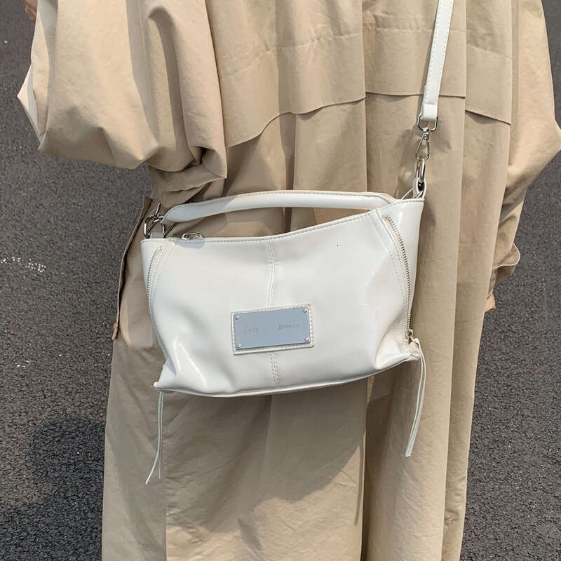 Minimalist Handbag for Women 2025 Autumn Free shippng New Korean Version Versatile High-end Fashion Casual Trendy Underarm Shoulder Bag