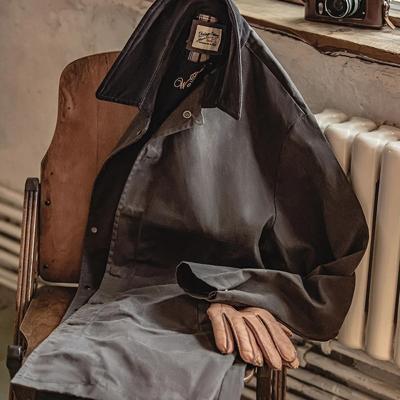 Maden Mens Vintage Waxed Windbreaker Corduroy Turndown Collar Midlength Overcoat Windproof and Waterproof Trench Loose Jacket 250804