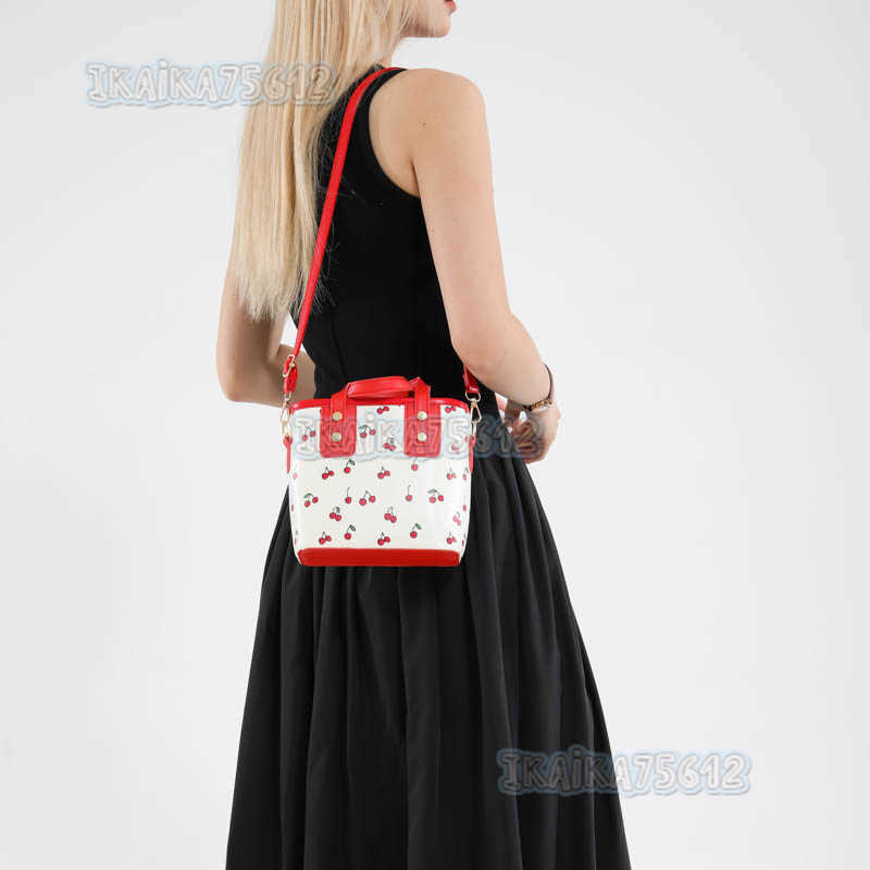 New Cherry Handheld Fashion Bag Large Capacity Cute Commuter Shoulder Tote Bucket Bag H250806