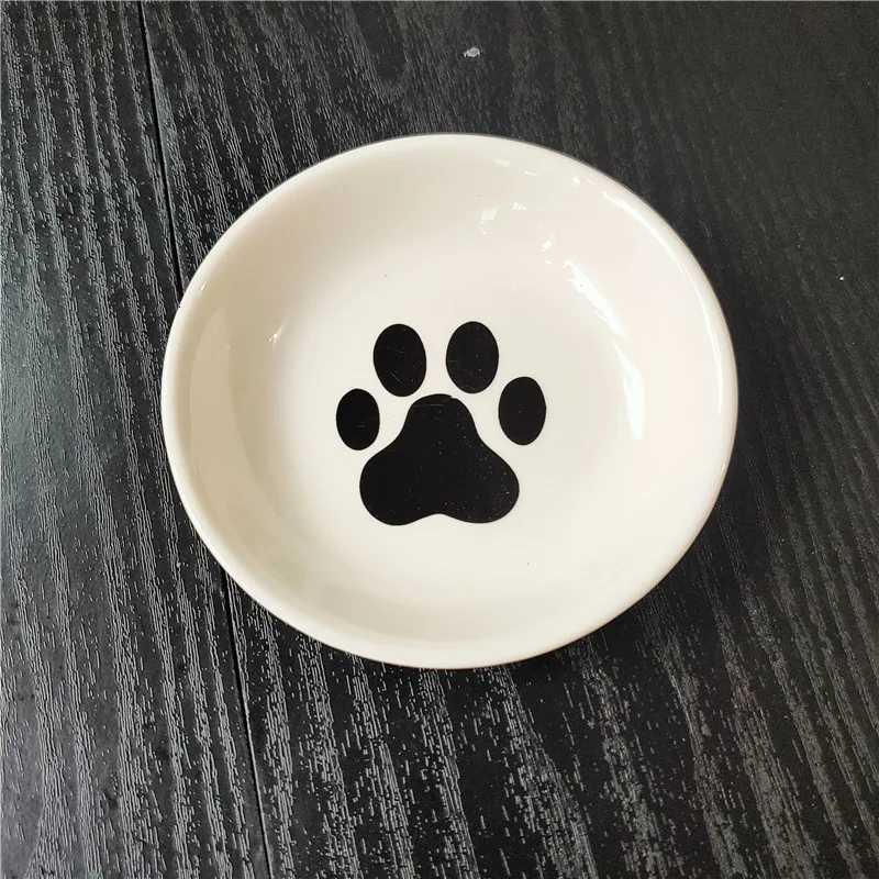 New Creative Cute Cat Small Saucer Shape Mini Plate Ceramics Cartoon Dish Novelty Snack Plate Kitty Disc Y250806