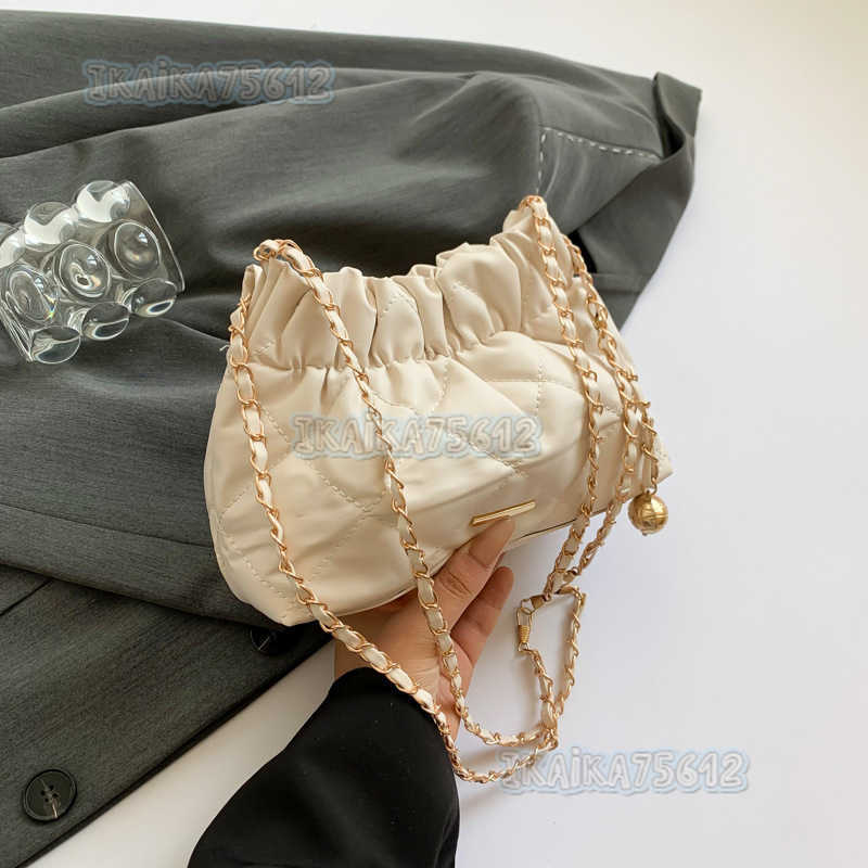 Quilted Embroidery Fashion Bag for Women 2024 New Trendy Pleated Chain Shoulder Bag Versatile Style Crossbody Bucket Bag H250806