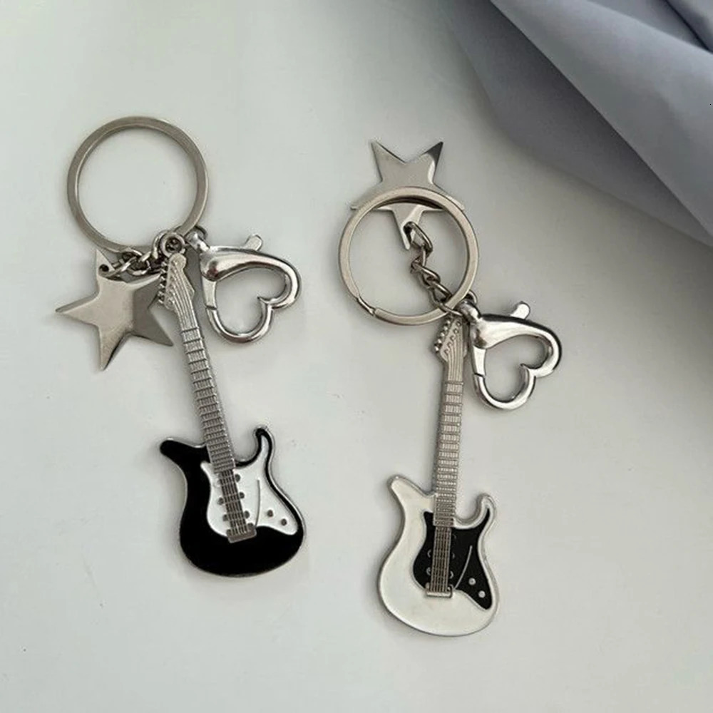 Classic Guitar Keychain Car Key Chain Key Ring Musical Instruments pendant For Man Women Gift 250807