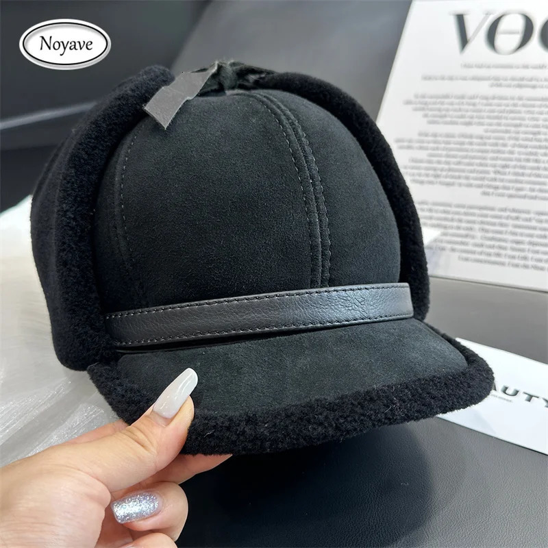 Winter Mens Genuine Leather Hat Men Fur Lamb Wool Warm Thick Earflaps Bomber Hats Mens Baseball Cap Sheepskin Russian hats 250806