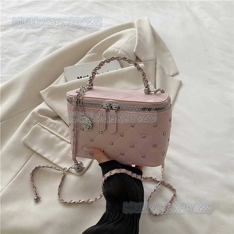 Fashion Quilted Chain Small Bag for Women 2025 New High-end Shiny Diamond Box Bag Stylish Shoulder Crossbody Bag Trendy H250806
