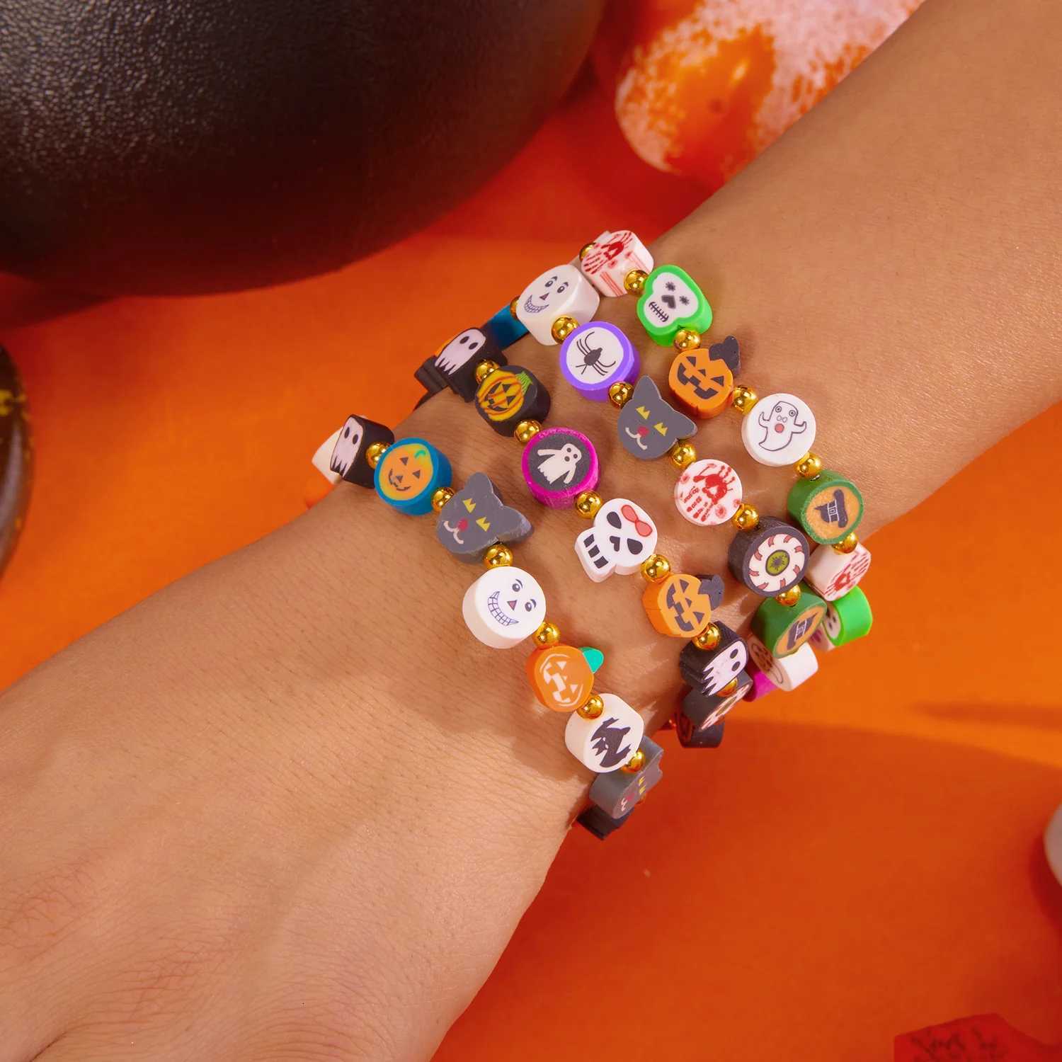Halloween Cute Cartoon Pumpkin Ghost Skull Beaded Bracelet for Women Men Kids Resin Charm Jewelry Festival Family Gift W250807