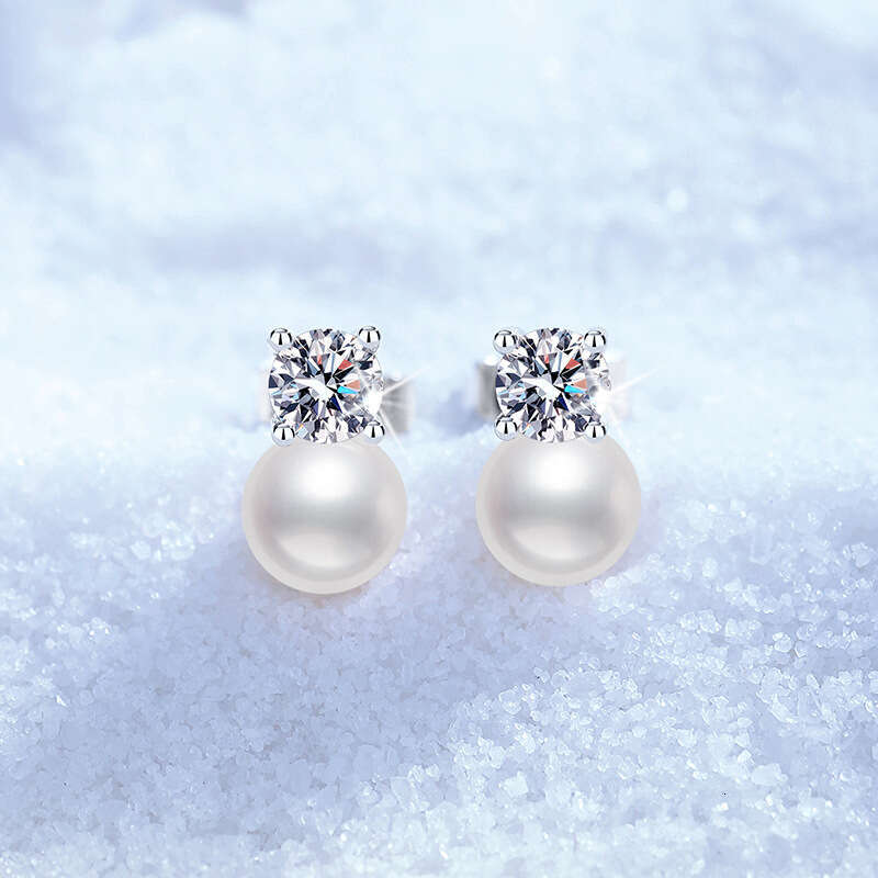 Iced Out VVS Natural Freshwater Pearl Elegant Versatile D Color Moissanite Earrings for Women
