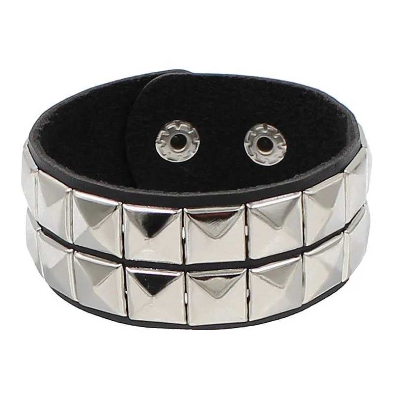 2023 New Gothic Punk PU Leather Bracelet 3 Row Cuspidal Spikes Rivet Chains Bracelet for Women Mens Friends Jewelry W250807