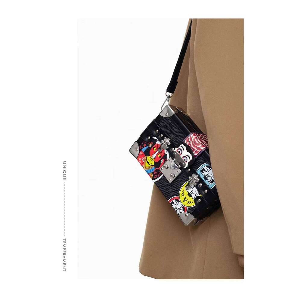 Unique Leisure Business Crossbody Handbag For Women Solid Color Elegant Leather Paris Fashion Bag Premium