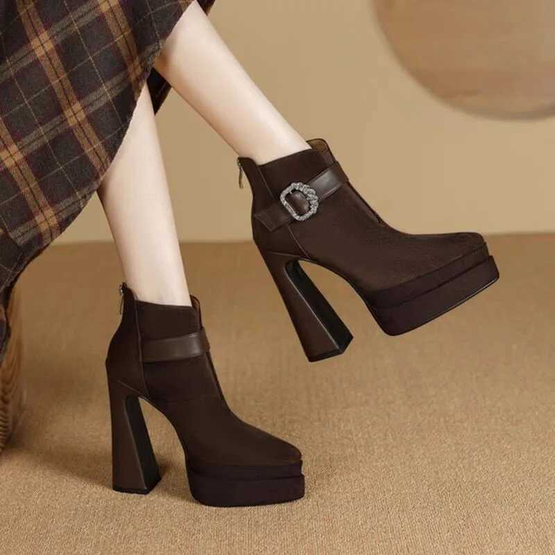 2025 Trend Luxury Brand Chunky Chelsea Snow Boots with Crystal Platform Pointed Toe Women Ankle Boots Super High Heels Pumps XJ250807