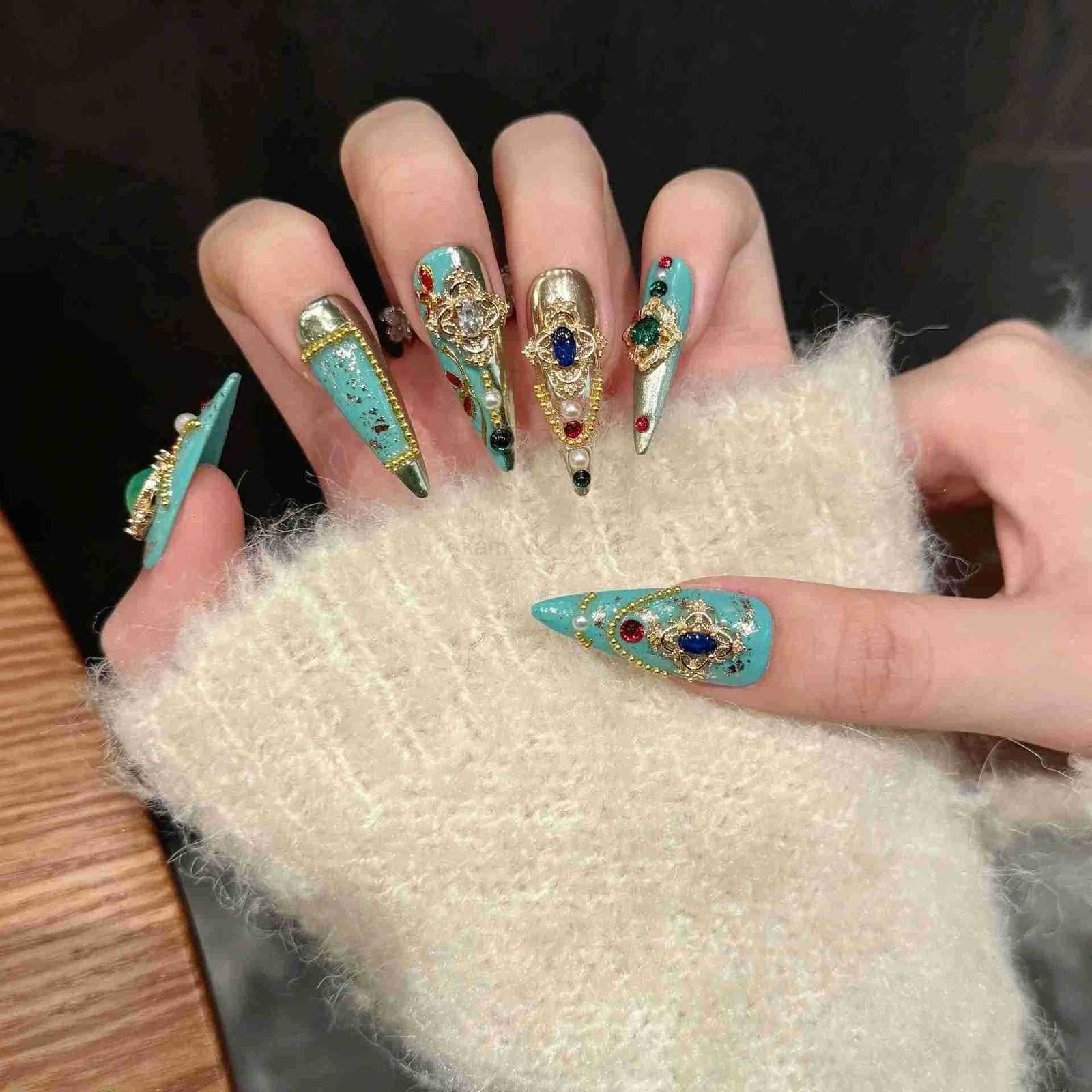 10pcs Green Long-pointed Press On Nails For Wedding Flash Gold Foil Chain Decors Luxury False Nails New Year French Fake Nails M250807